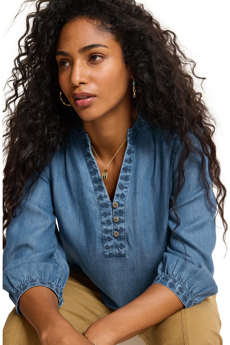 Chambray O'Lei Embroidered Top, Alternate, color, MED INDIGO WASH