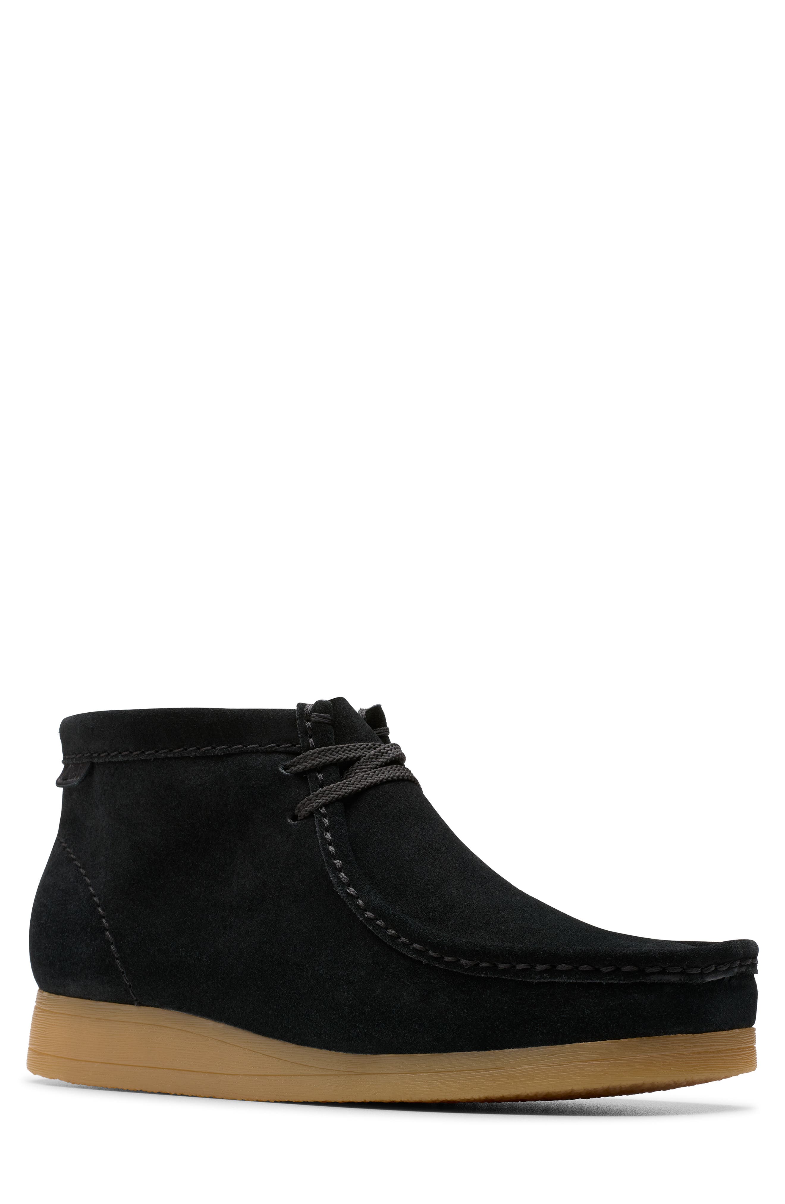 Clarks® Wallaston Chukka Boot