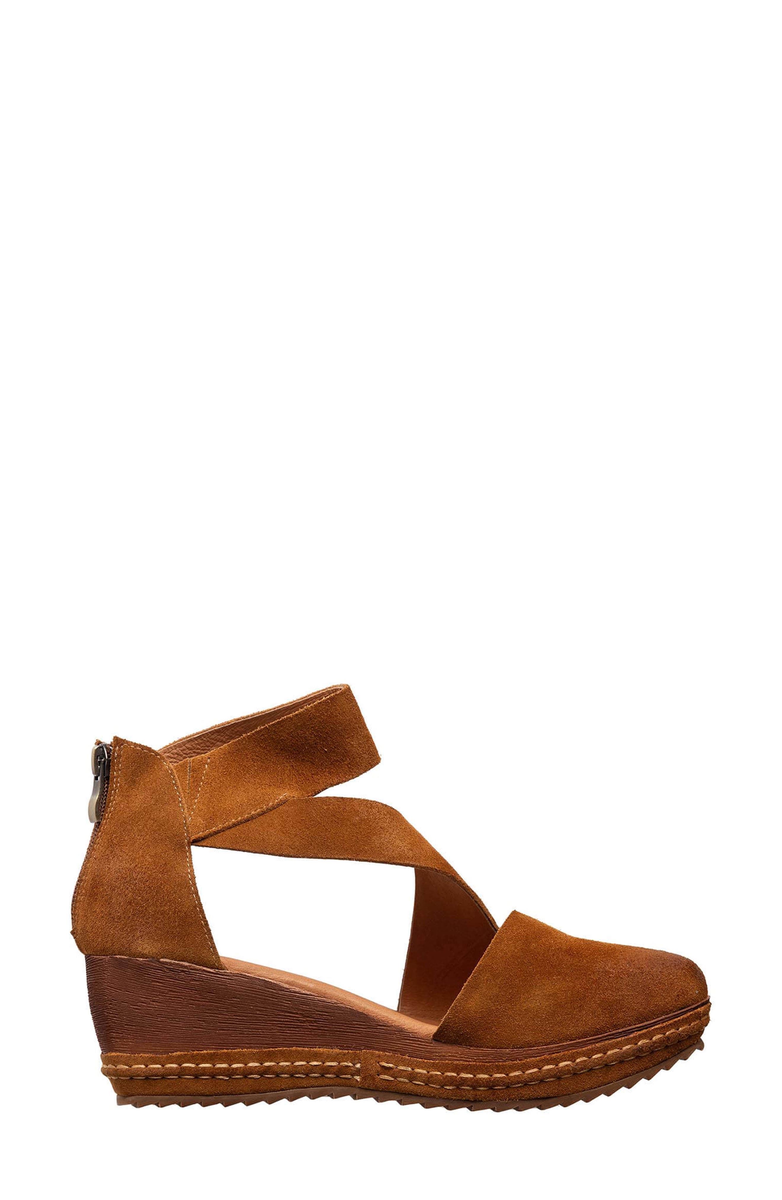 ANTELOPE Trudy Wedge Sandal, Alternate, color, Cognac