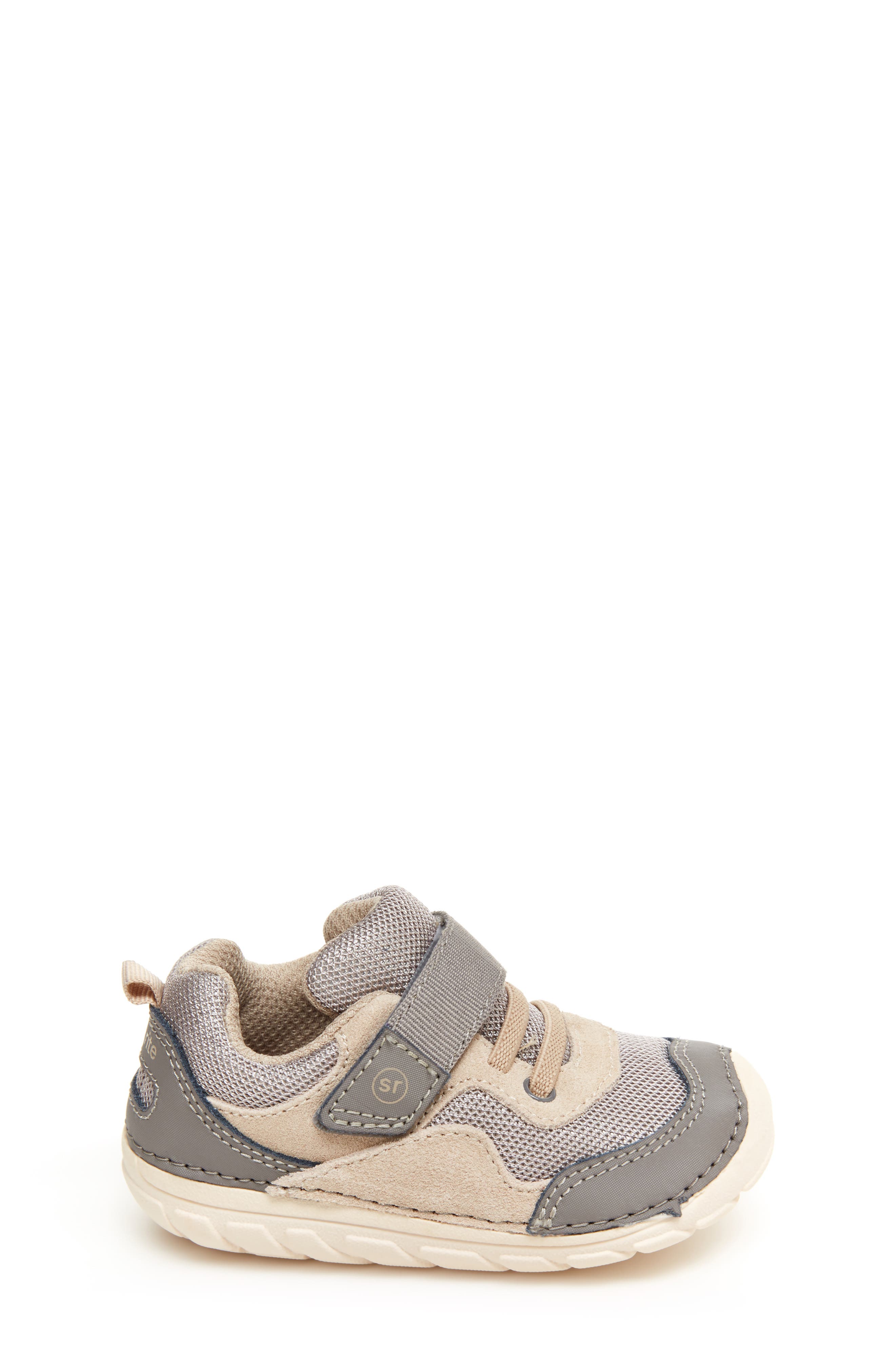 Stride Rite Soft Motion<sup>™</sup> Rhett Sneaker, Alternate, color, 