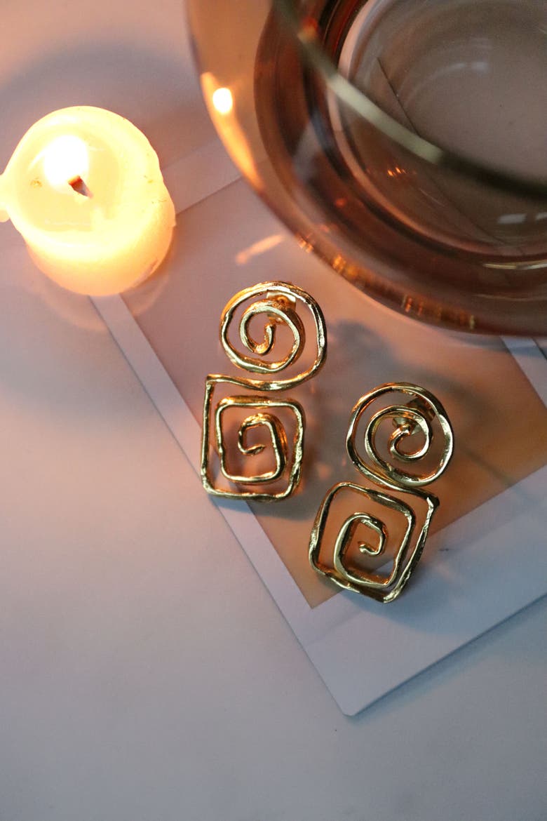 Megara Geometric Spiral Stud Earrings, Alternate, color, Brass