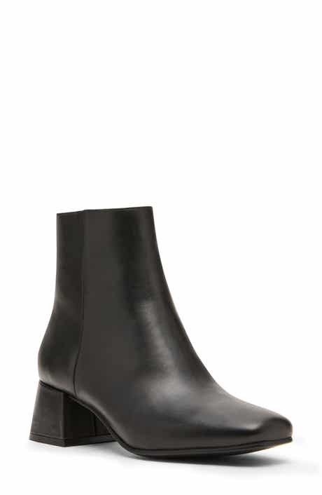 Blondo Lizzy Waterproof Square Toe Block Heel Bootie