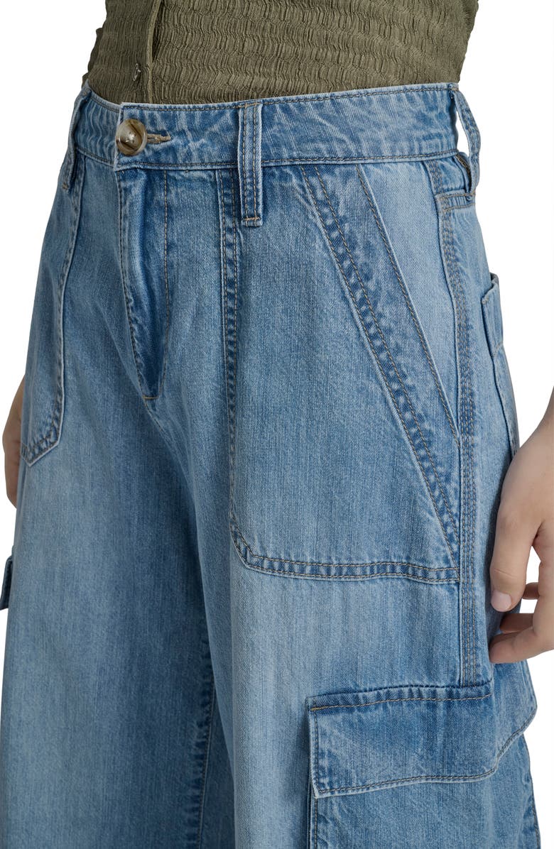 DKNY Jeans High Waist Crop Cargo Jeans, Alternate, color, Rosyln