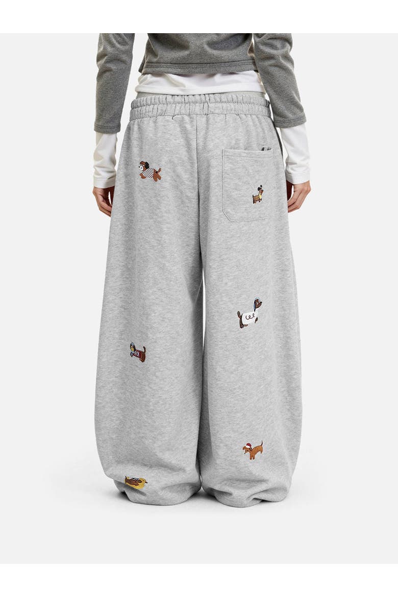Embroidery Dog Baggy Barrel Sweatpants, Alternate, color, Grey