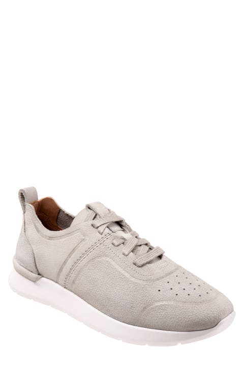 Stella Sneaker (Women)