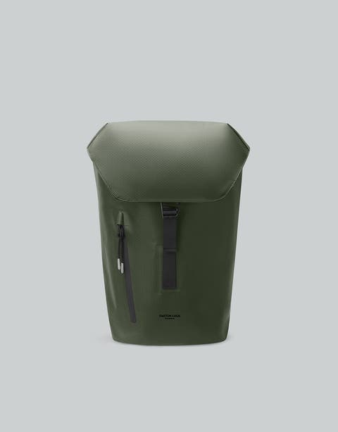 Lightweight DuoSeal Flap Backpack 14"