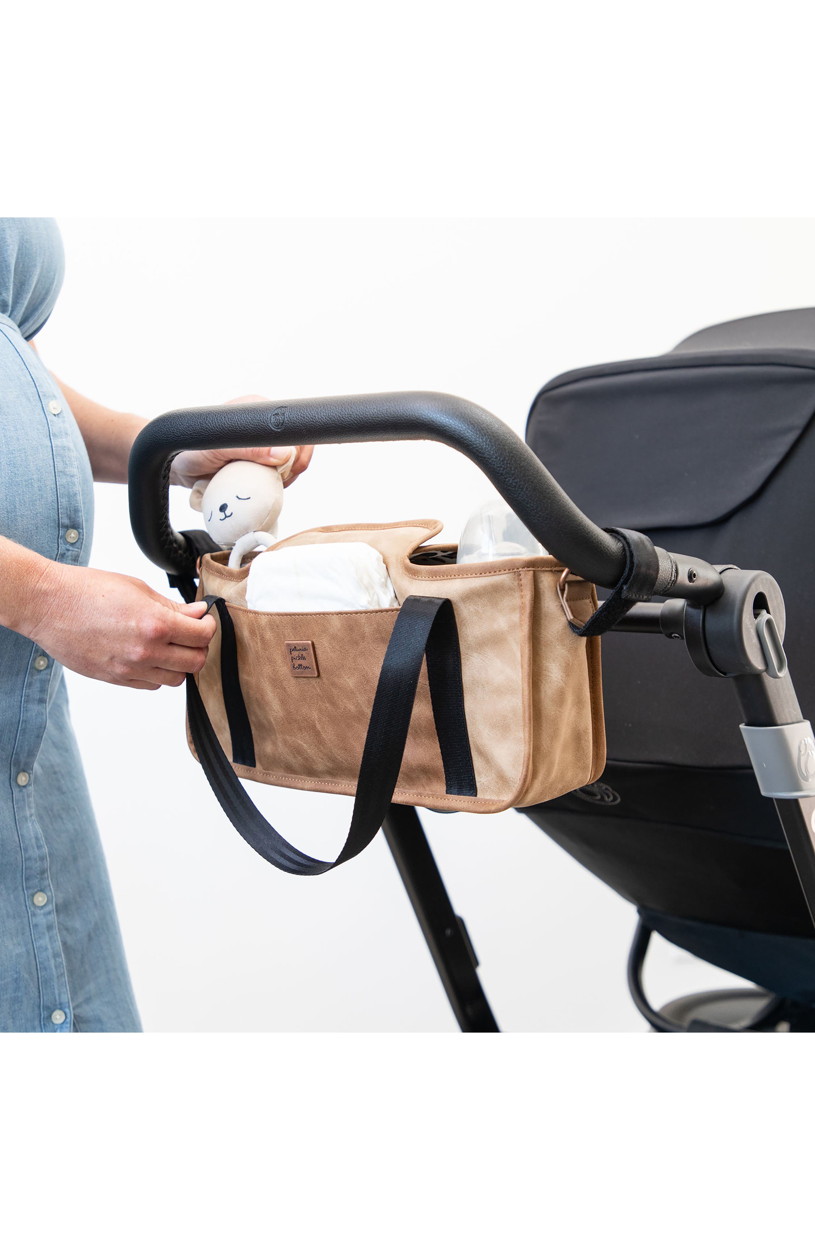 Petunia Pickle Bottom Wander Stroller Caddy, Alternate, color, Brown
