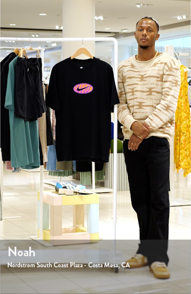 Max90 Air Max Plus Graphic T-Shirt, sales video thumbnail