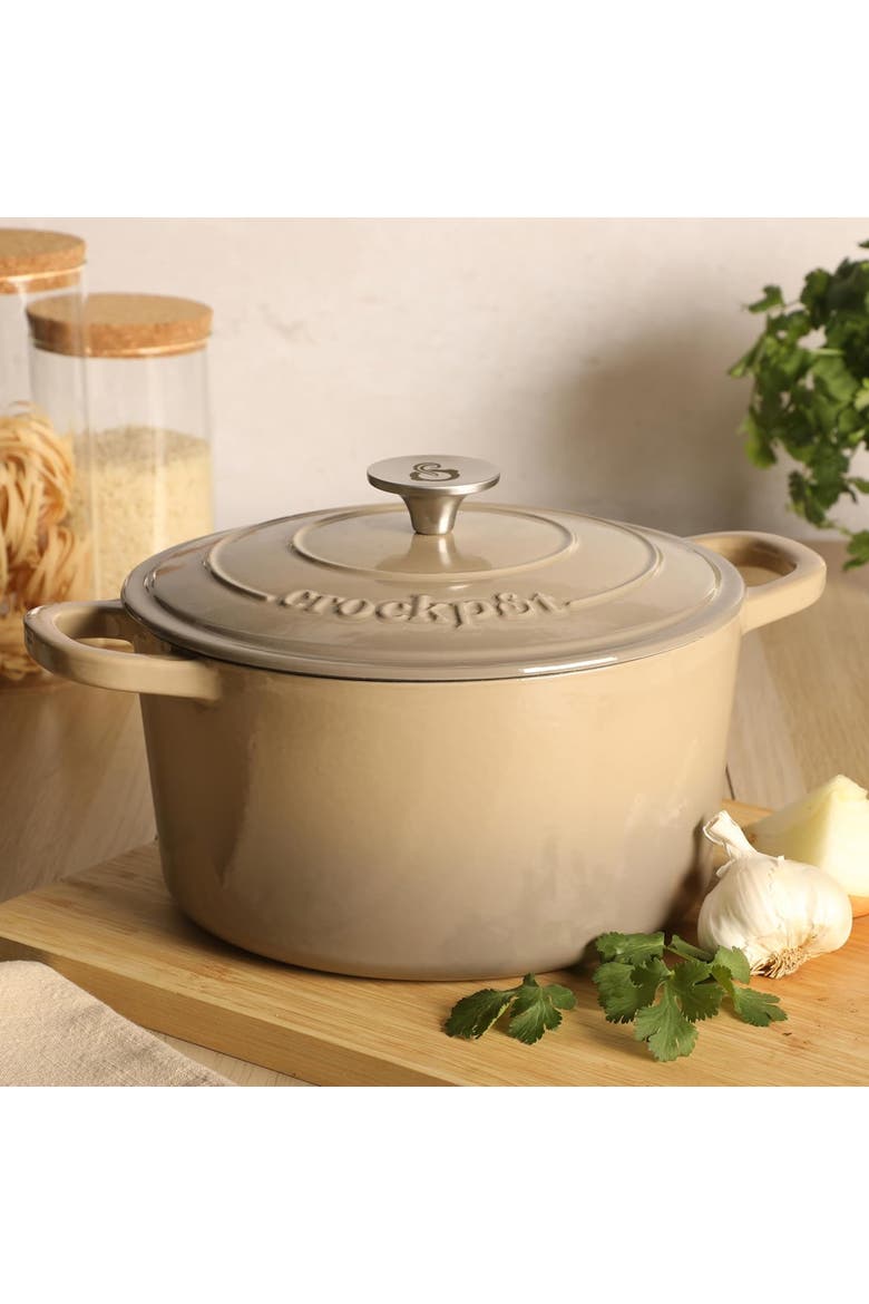 5 Quart Enameled Cast Iron Dutch Oven in Gradient Taupe, Alternate, color, Taupe