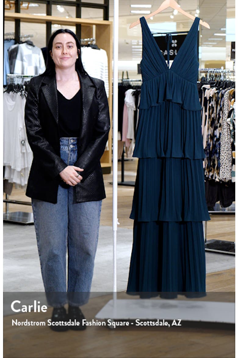 Tiered Gown Pleated video