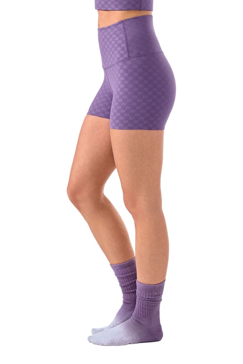 Hot Short, Alternate, color, GRAPE ABSTRACT