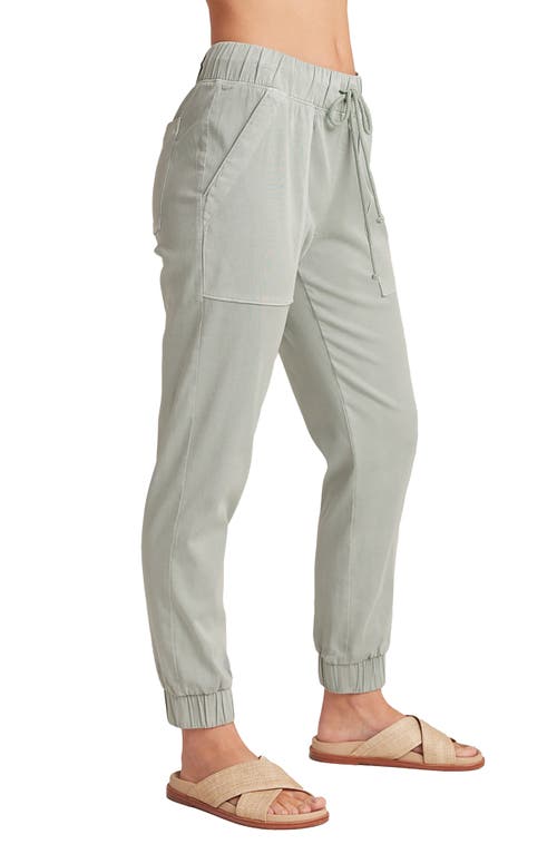 Bella Dahl Pocket Jogger In Oasis Green In Olive Grove
