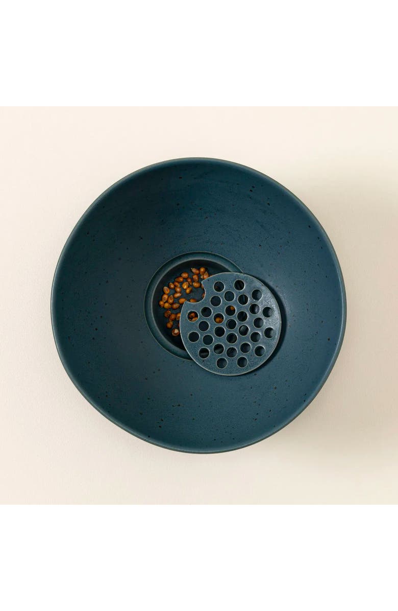 Uncommon Goods The Popcorn Bowl with Kernel Sifter, Alternate, color, Speckled White