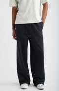 Elwood Core Straight Leg Sweatpants