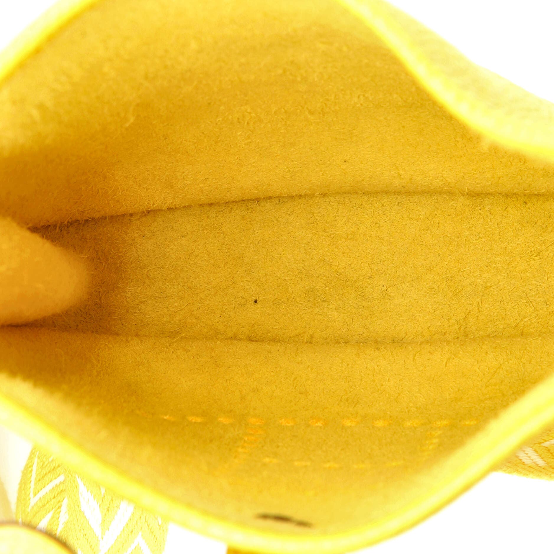 Pre-Owned Hermes Evelyne Bag Gen III Clemence TPM, Alternate, color, Jaune De Naples