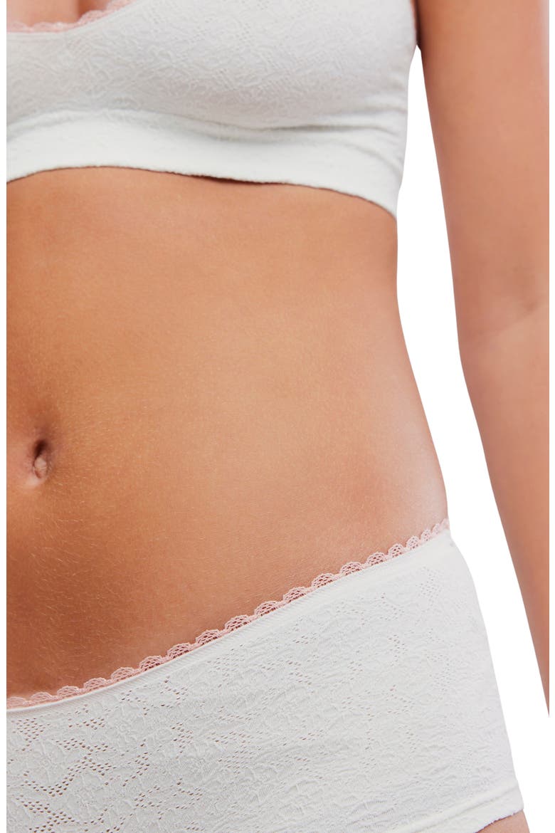 Intimately FP Sweet Point Seamless Low Rise Hipster Panties, Alternate, color, FP WHITE ALYSSUM