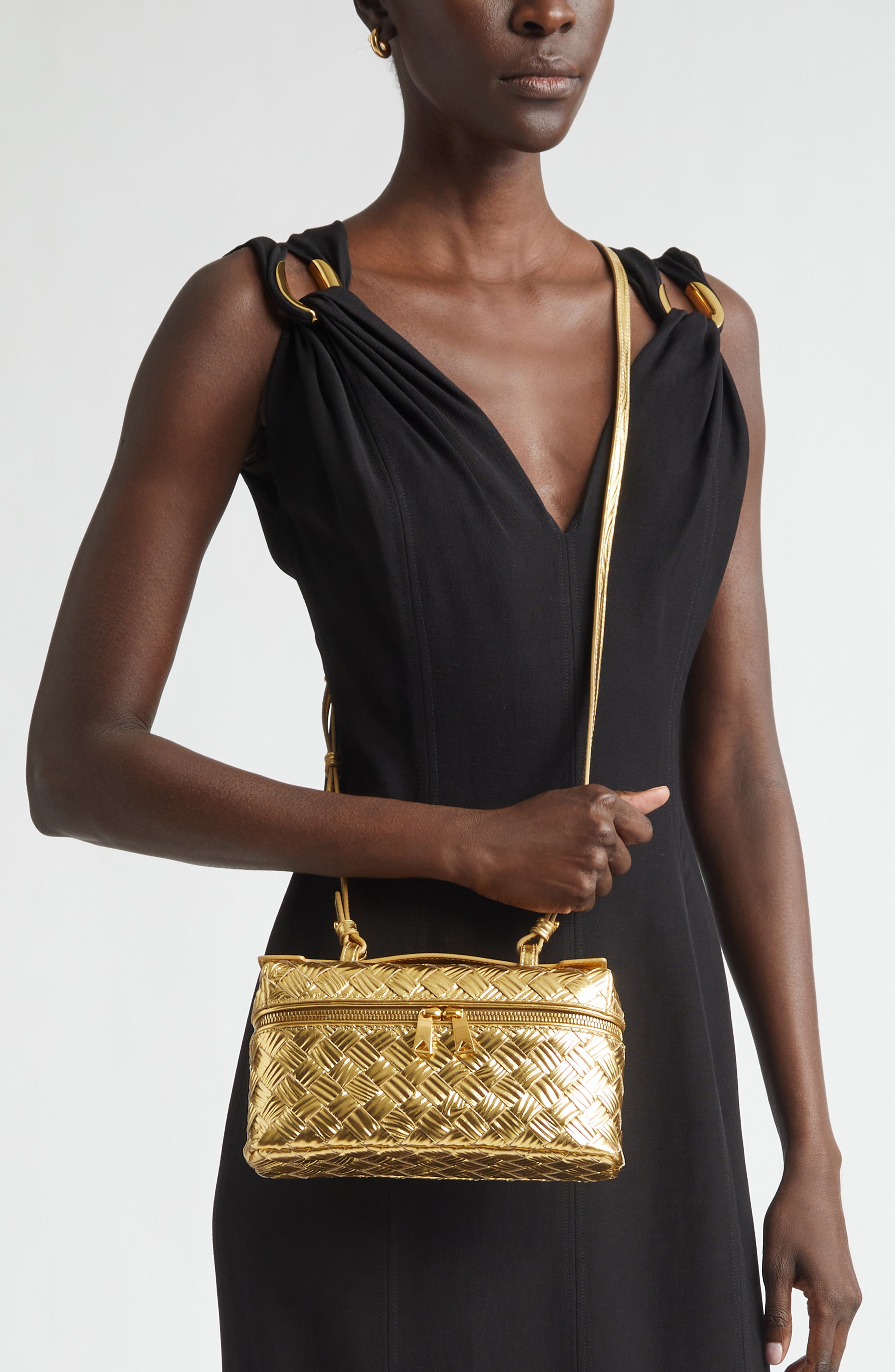 Bottega Veneta Bang Bang Intrecciato Metallic Leather Crossbody Vanity Case, Alternate, color, 8472 Gold / Gold