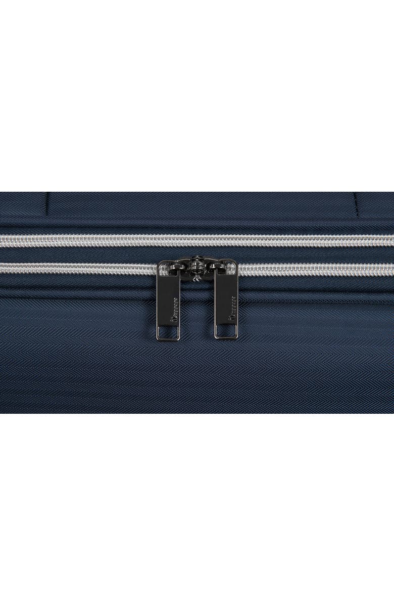 IT LUGGAGE Heroical 21-Inch Softside Carry-On Luggage, Alternate, color,