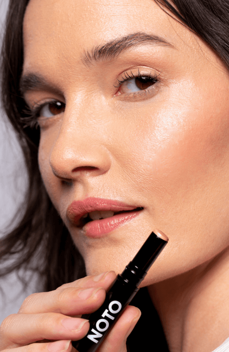 NOTO Botanics Hydra Highlighter Stick for Face and Body, Alternate, color, Peach