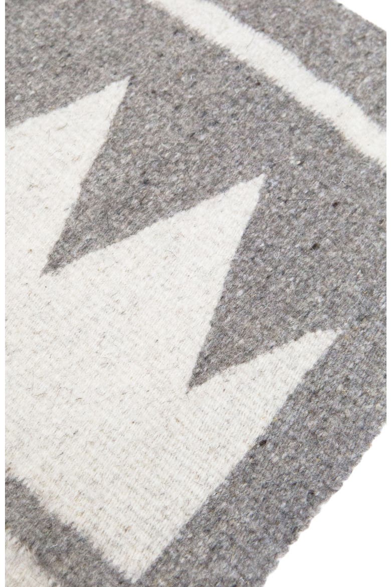 Zapotec Geometric Handwoven Flatweave Wool Rug, Alternate, color, Grey