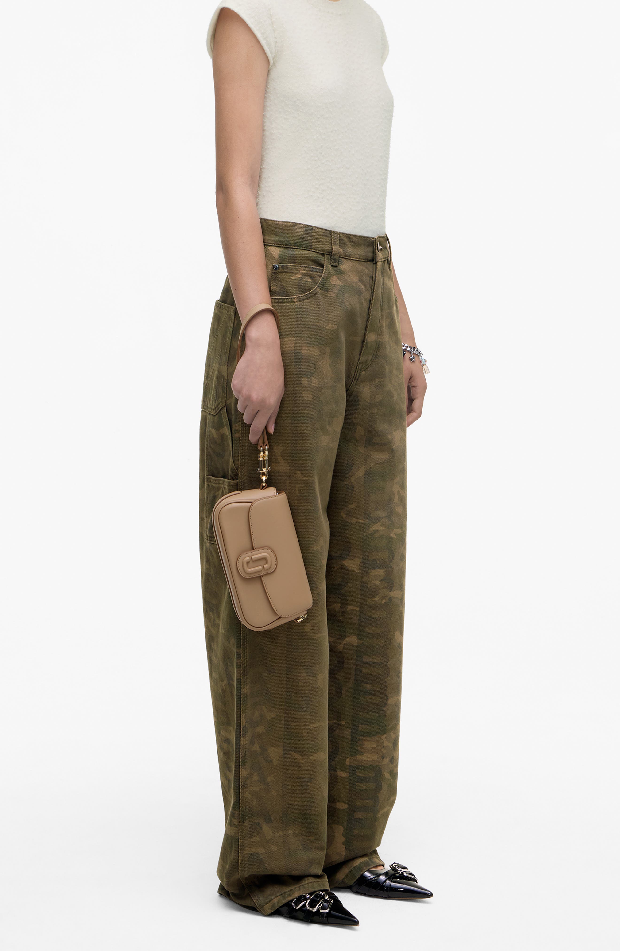 The Clover Shoulder Bag, Alternate, color, CAMEL