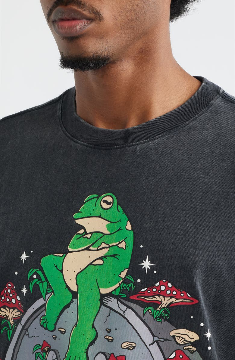 MARKET Smiley On the Slab Graphic Cotton T-Shirt, Alternate, color, Black