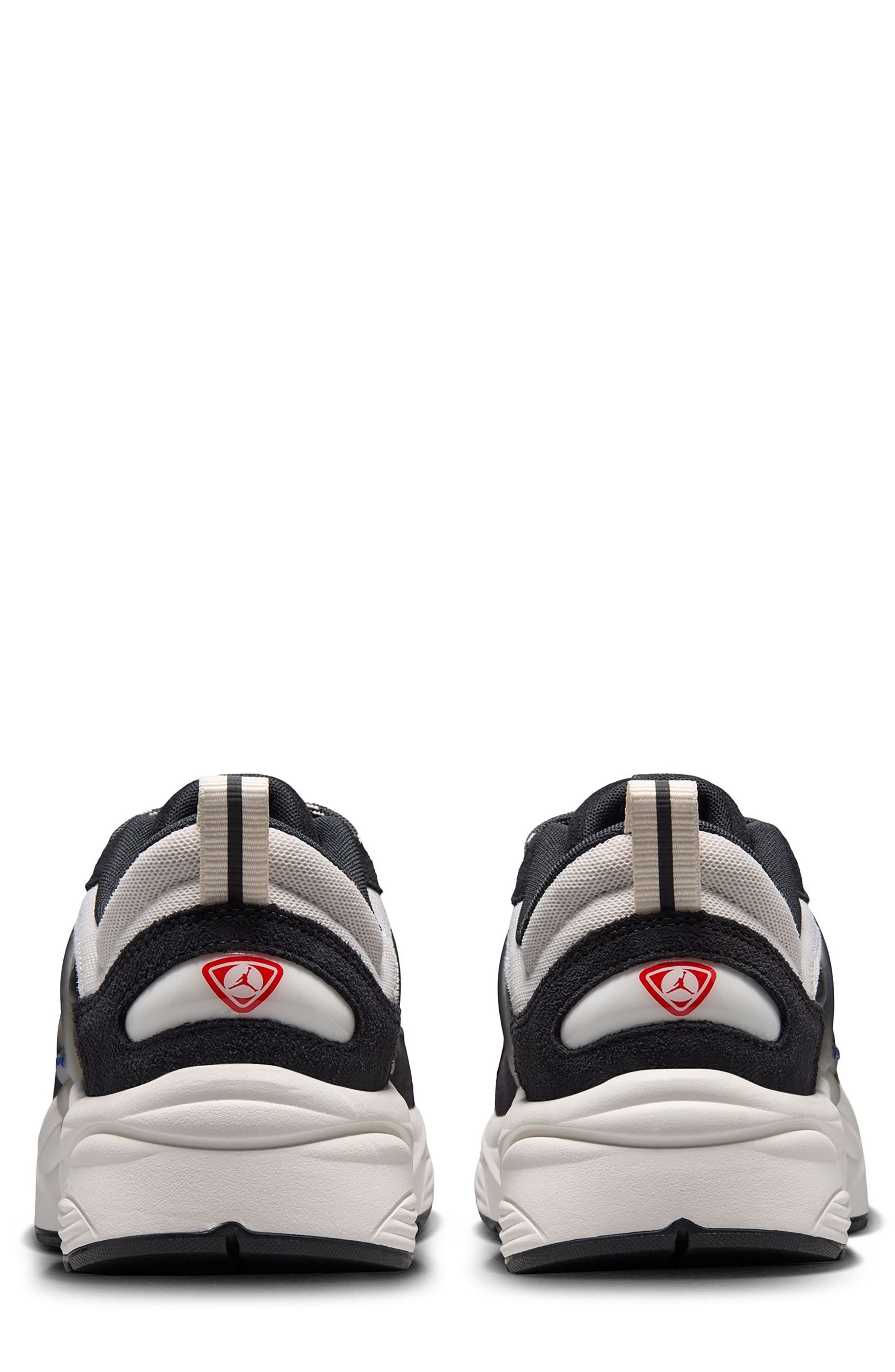 Trunner O/S Sneaker, Alternate, color, OFF NOIR/ UNIVERSITY RED