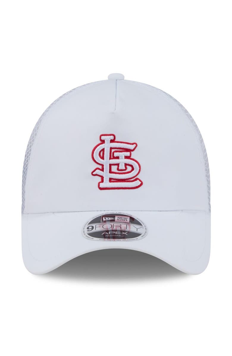 New Era Men's New Era White St. Louis Cardinals 2026 Batting Practice Apex 9FORTY Adjustable Trucker Hat, Alternate, color, White