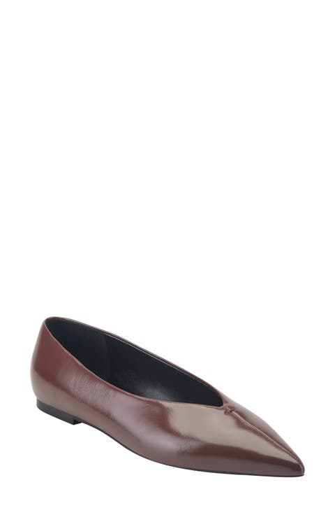 Casee Pointed Toe Flat (Women)