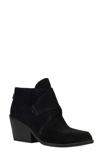 Eileen Fisher Trail Bootie In Black