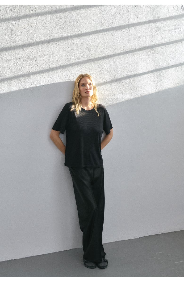 SILK LAUNDRY RIBBED T-SHIRT BLACK, Main, color, Black