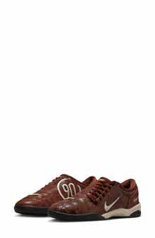 Nike Total 90 Soccer Sneaker