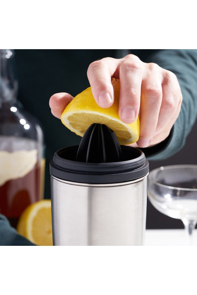 Alchemi Vacuum Insulated Cocktail Shaker in Stainless Steel, Alternate, color, Silver