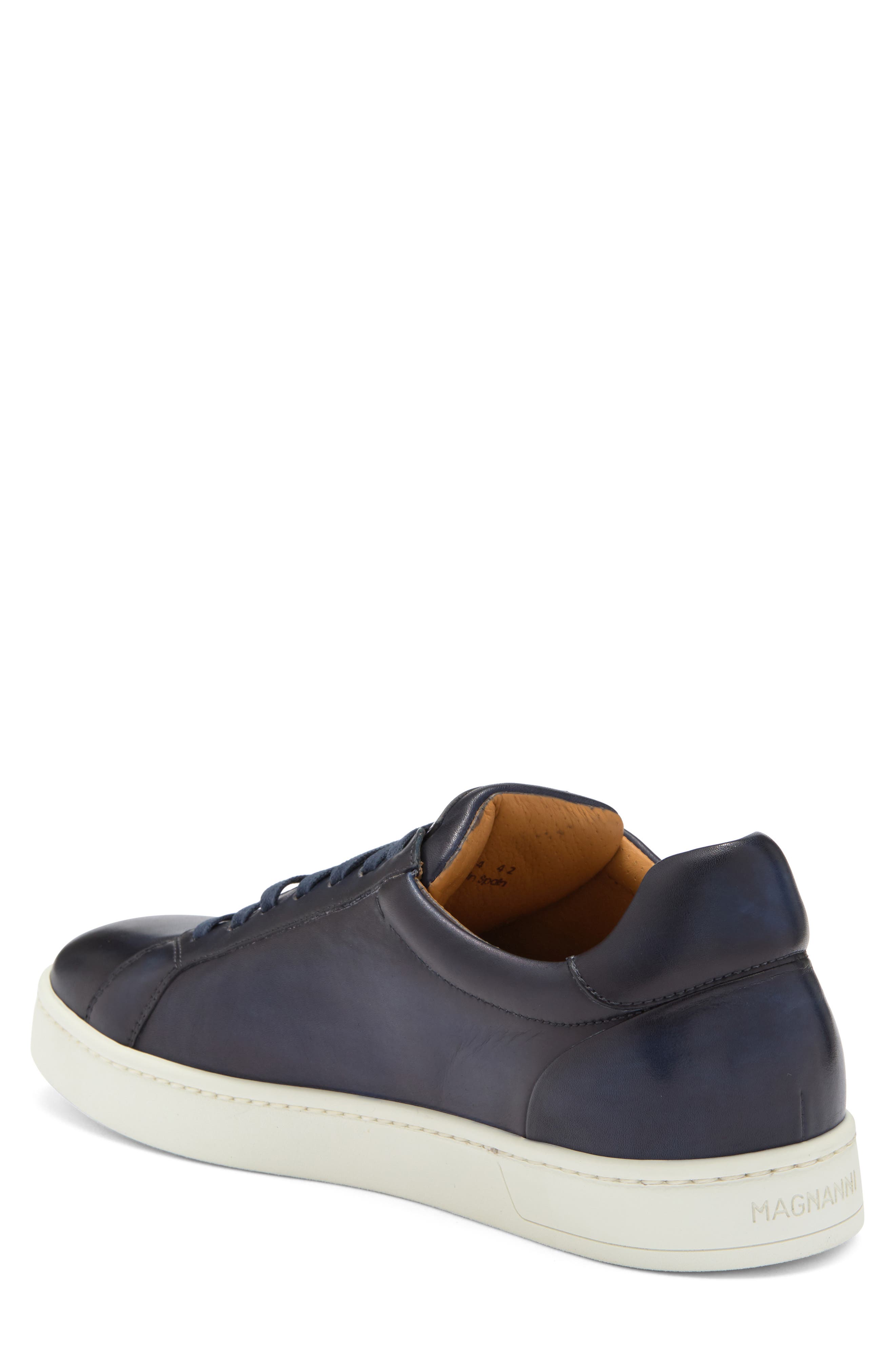 Magnanni Low Top Sneaker, Alternate, color, 