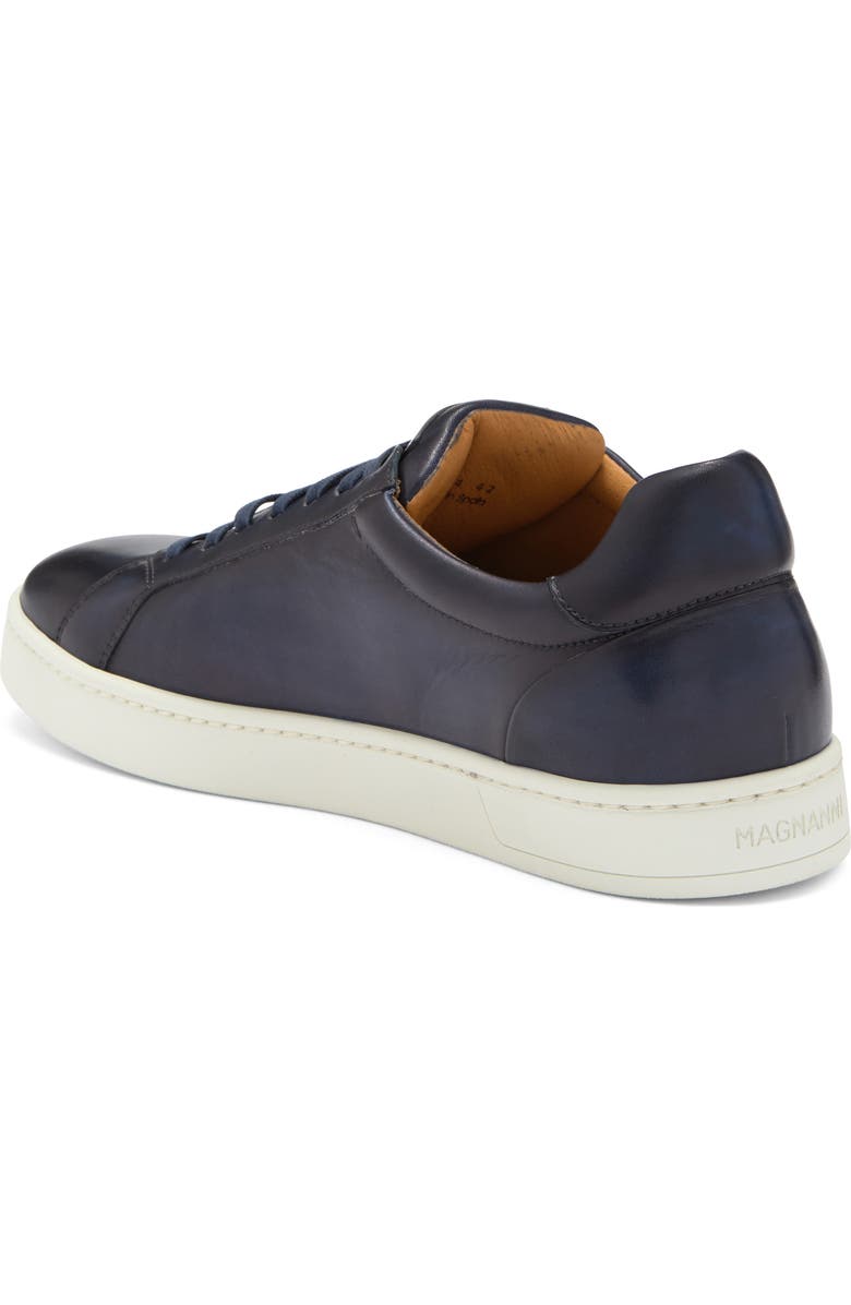 Magnanni Low Top Sneaker, Alternate, color,