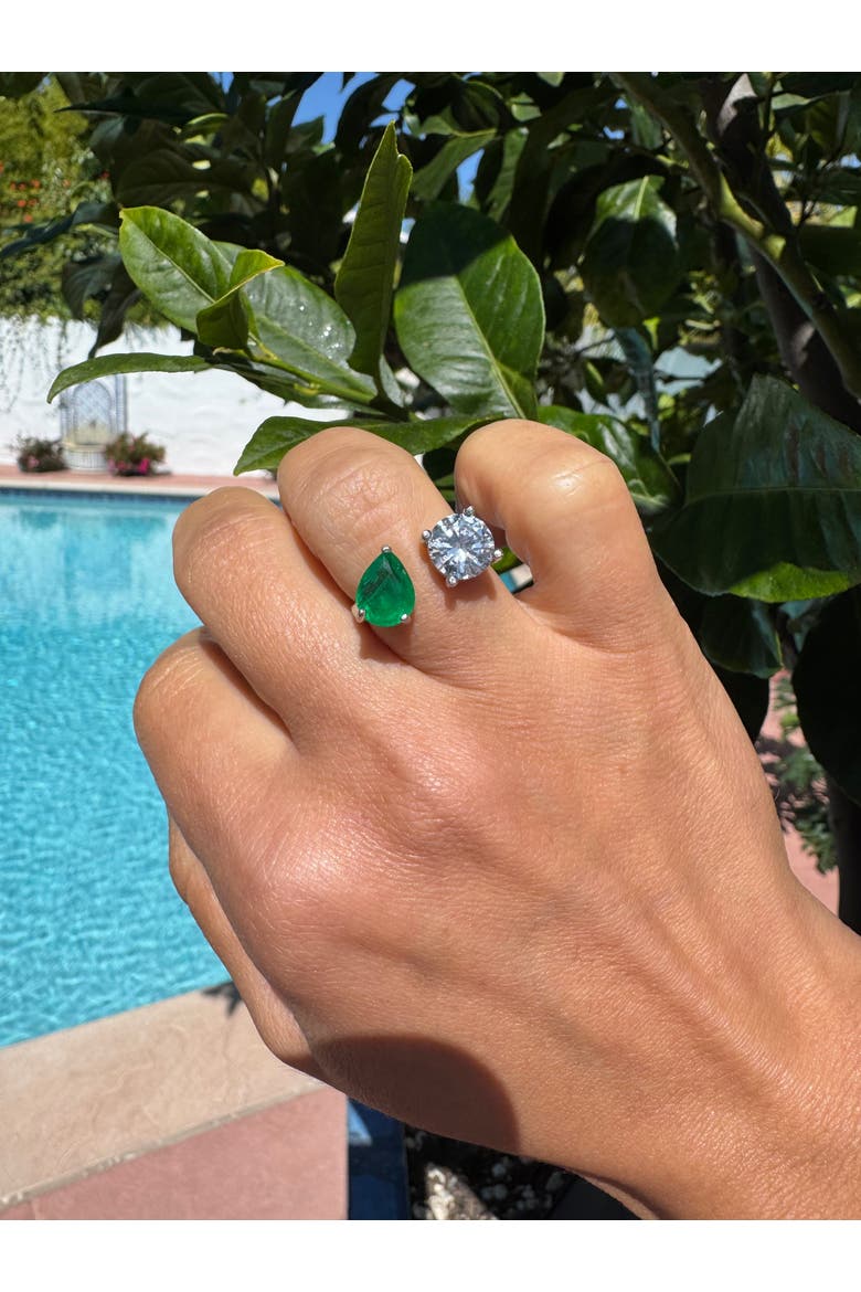 round & pear emerald toi e moi  ring, Alternate, color, green