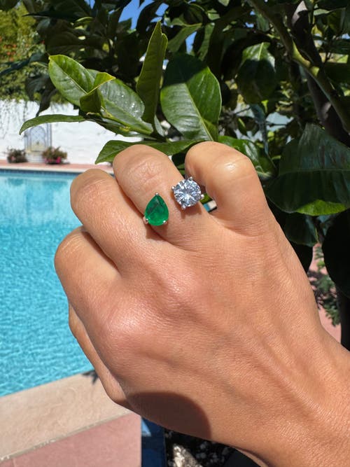 Gemma Azzurro Round & Pear Emerald Toi E Moi  Ring In Brown