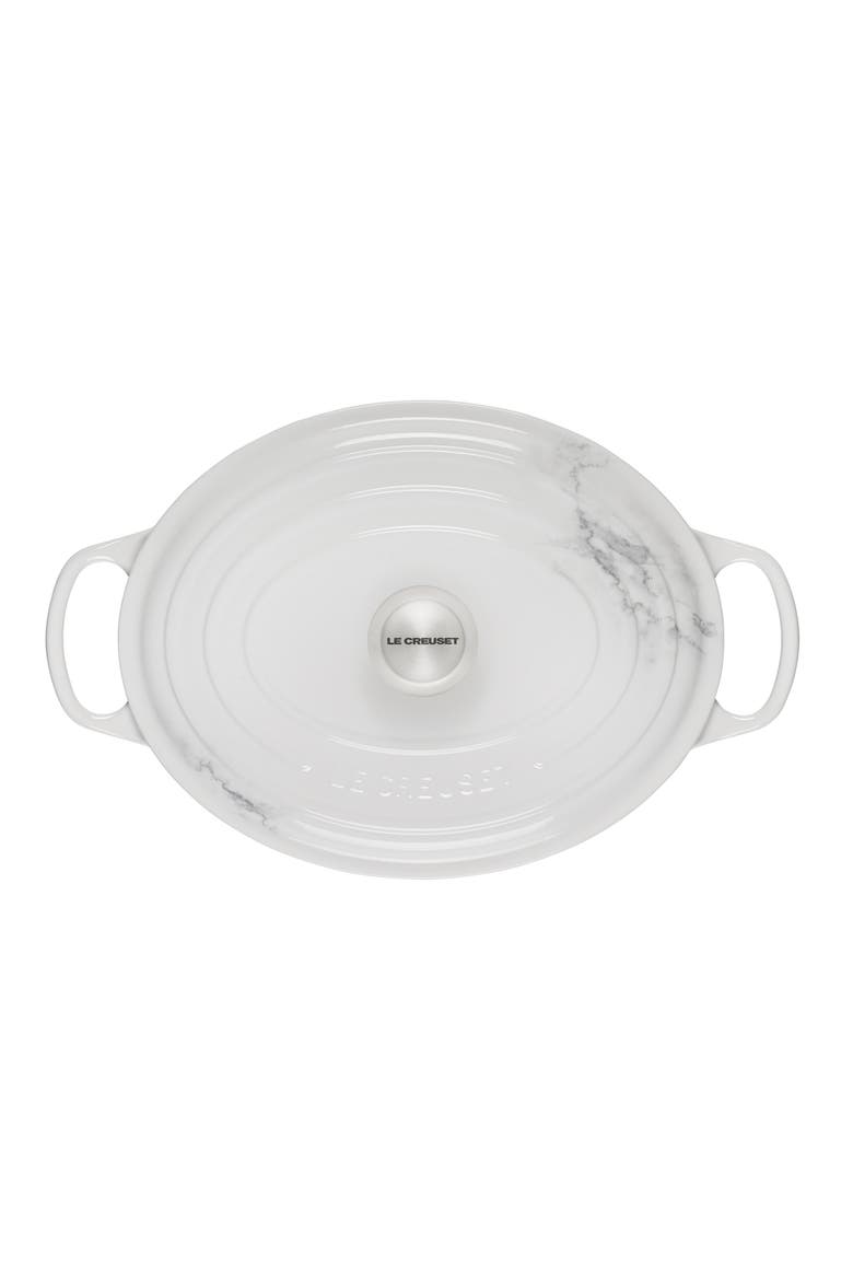 Signature 6.75-Quart Oval Enamel Cast Iron French/Dutch Oven with Lid, Alternate, color, WHITE MARBLE