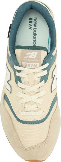 997 H Sneaker