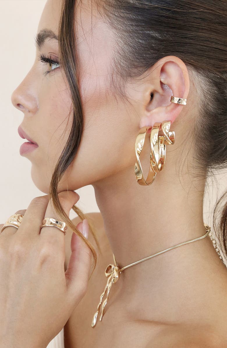 Ettika Heirloom Small Hoop Earrings, Alternate, color, Gold