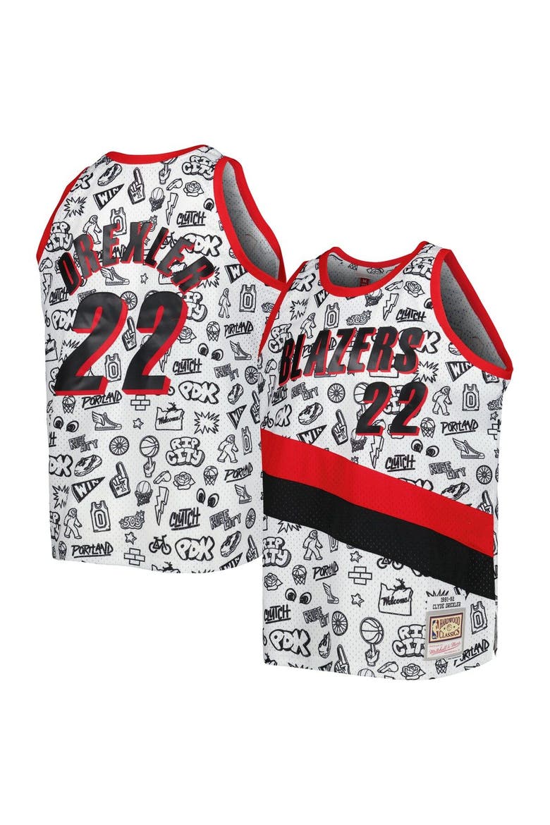 Men's Mitchell & Ness Clyde Drexler White Portland Trail Blazers 1991/92 Hardwood Classics Doodle Swingman Player Jersey, Main, color, White