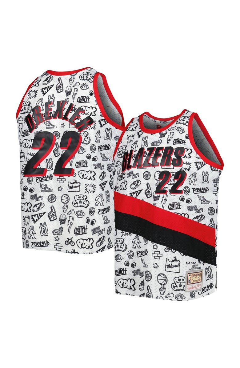 Mitchell & Ness Men's Mitchell & Ness Clyde Drexler White Portland Trail Blazers 1991/92 Hardwood Classics Doodle Swingman Player Jersey, Main, color, 