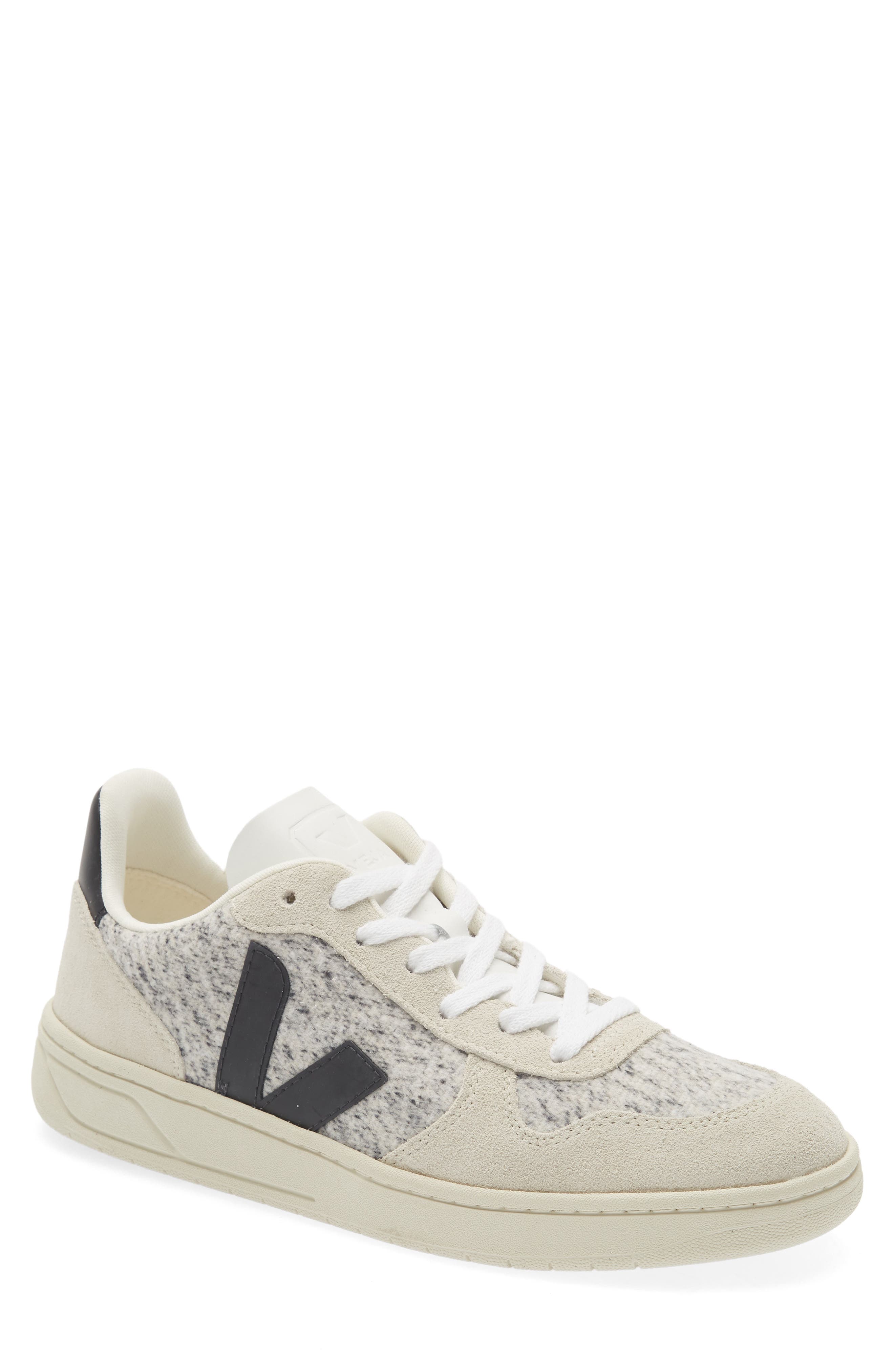 Veja V-10 Sneaker, Main, color, 