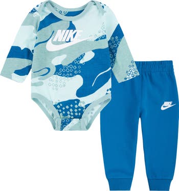 Sportswear Club Camo Bodysuit & Joggers Set