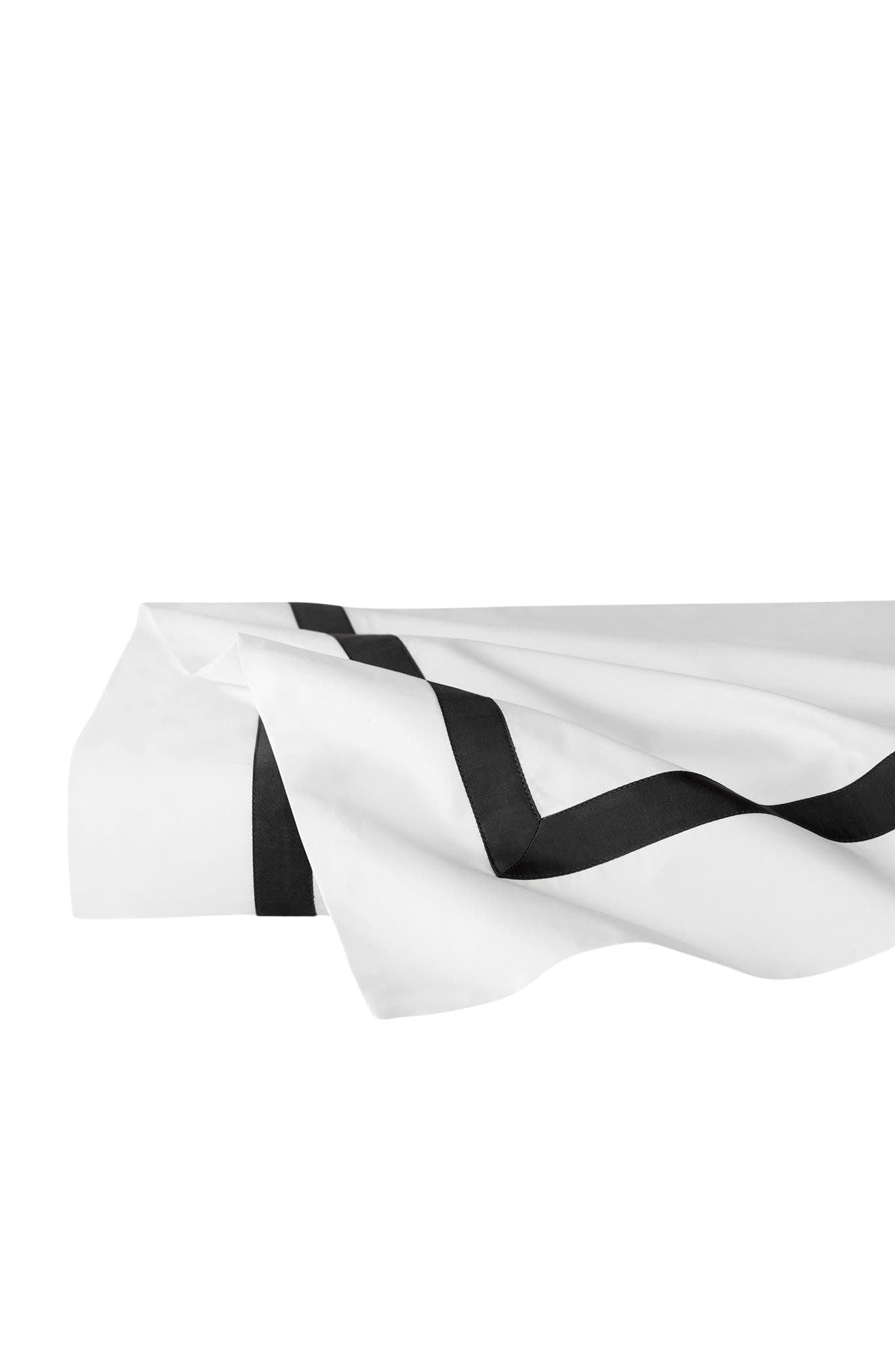 WHITE/ BLACK