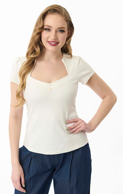 Pentagon Collar Knit Top