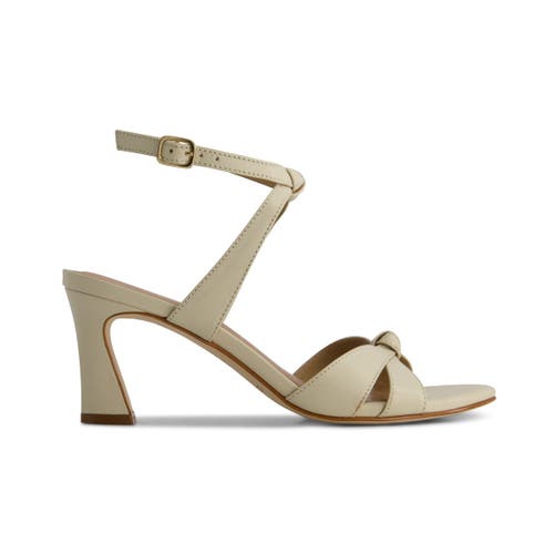 BERNARDO FOOTWEAR BERNARDO FOOTWEAR NEERA MID HEEL SANDAL