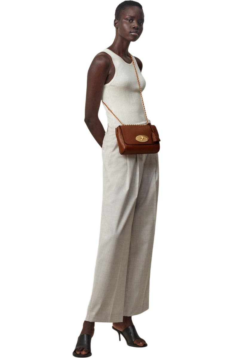 Mulberry Lily, Alternate, color, Oak