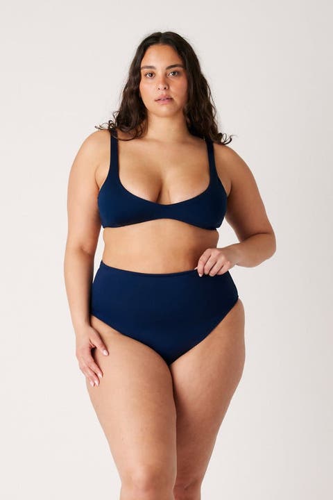 The Plunge Scoop Top