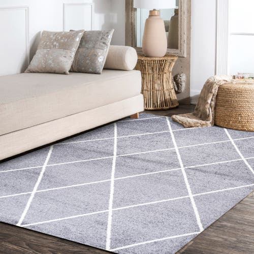 Jonathan Y Cole Minimalist Diamond Trellis Area Rug In Gray/white